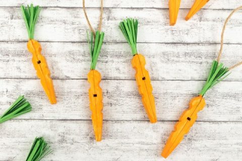 DIY: Морковки из прищепок