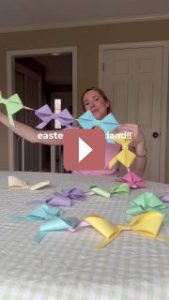 DIY: Пасхальная гирлянда из бумажных бантиков