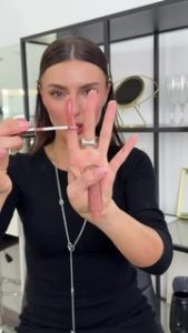 Макияж: Как выбрать идеальный тон для макияжа?