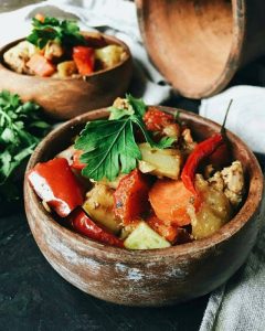 Рецепты: Овощное рагу с индейкой