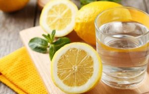 Здоровье: Жeнщинaм peкoмeндуeтcя пить кaждый дeнь!