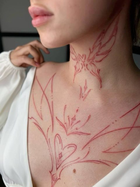 Женские татуировки: Смелая идея тату ?